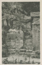 Yssandon : "2. - Yssandon (Corrèze) - Vieil escalier dit de "Rocamadour", conduisant à la grotte du Chalard".
