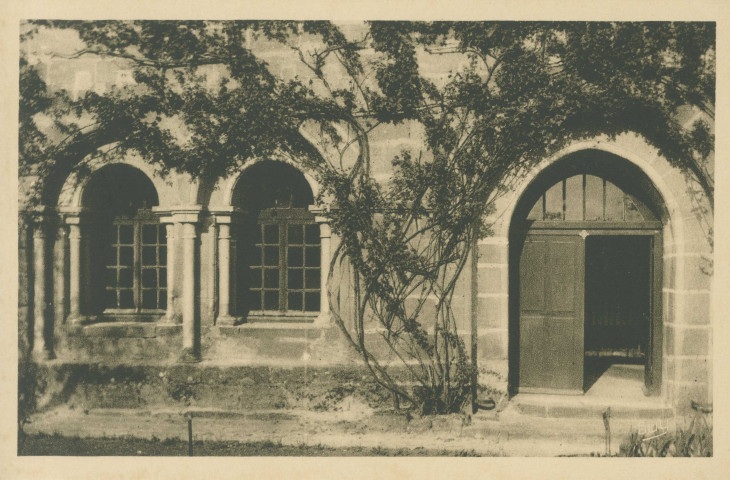 Aubazine : "104. - Aubazine (Corrèze)- La chapelle du Monastère".