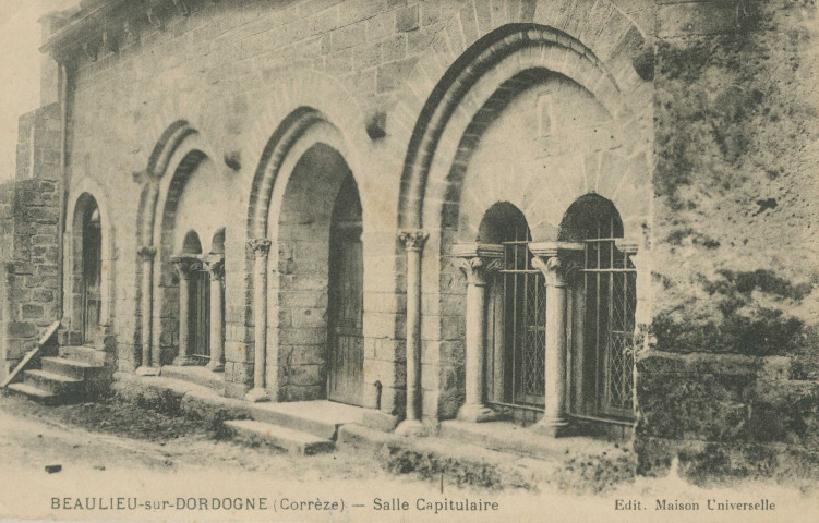 Beaulieu-sur-Dordogne : "Beaulieu-sur-Dordogne (Corrèze) - salle capitulaire".