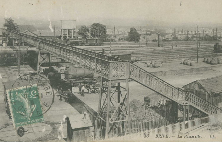 Brive-la-Gaillarde : "36 Brive. - La passerelle.".