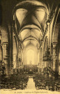 "13. Tulle - Intérieur de l'Eglise Cathédrale".
