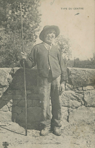 Folklore : "Type du Centre - 576 - Paysan corrézien".