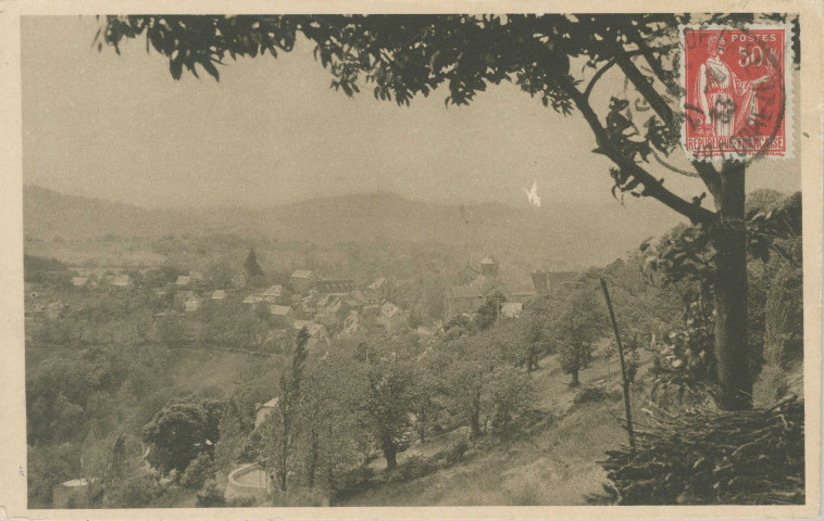 Aubazine : "Obazine (Corrèze) - vue générale".