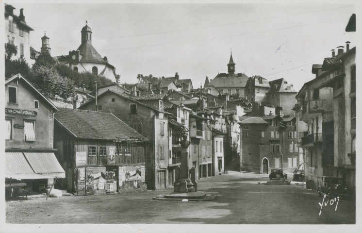Tulle : "861 Tulle (Corrèze) - Place du Docteur Maschat".