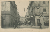 Brive-la-Gaillarde : "Brive. - Rue de l'Hôtel-de-ville.".