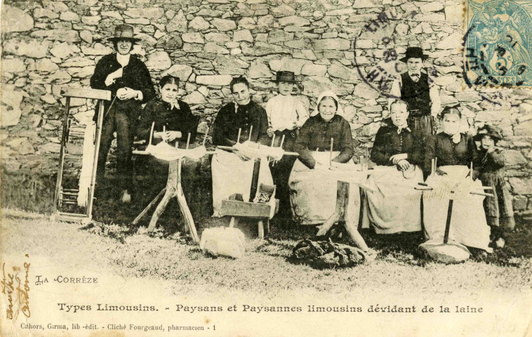"Types limousins. - Paysans et paysannes limousins dévidant de la laine".