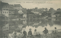 Argentat : "Corrèze - 30. - Argentat - La Dordogne et le faubourg".