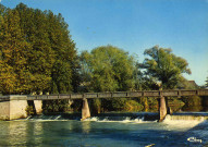 La passerelle sur la Corrèze.