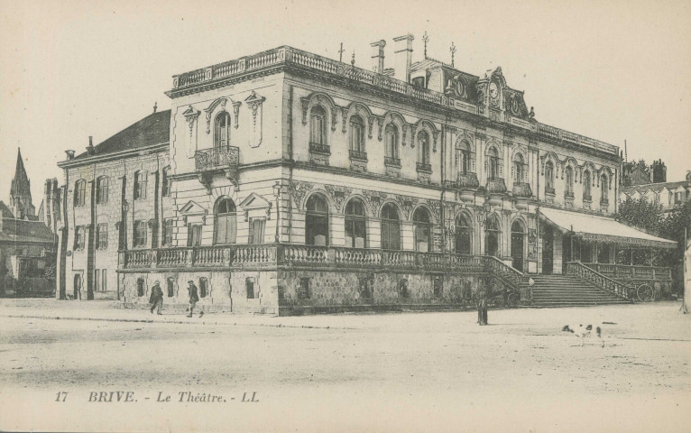 Brive-la-Gaillarde : "17 Brive. - Place du théâtre.".