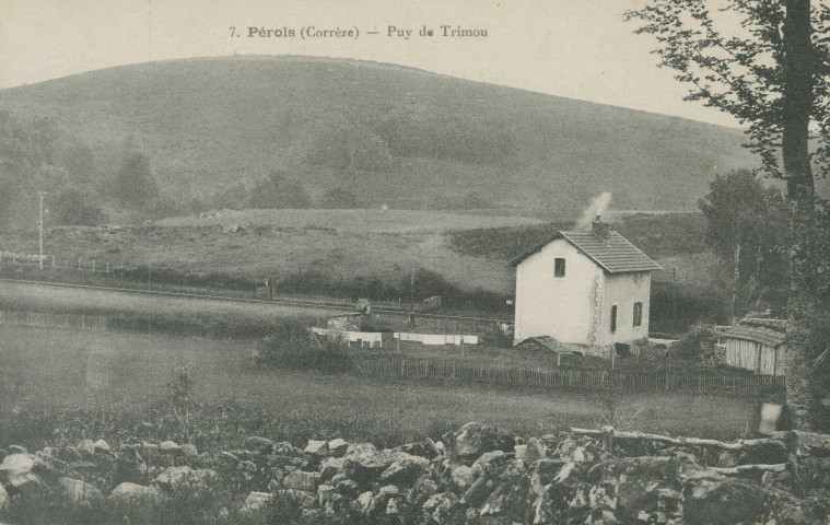 Pérols-sur-Vézère : "7. Pérols (Corrèze) - Puy de Trimou".