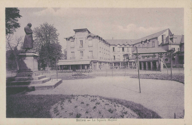 Brive-la-Gaillarde : "Brive - Le square Majour".