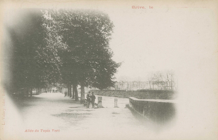 Brive-la-Gaillarde : "Brive, le - Allée du Tapis vert".