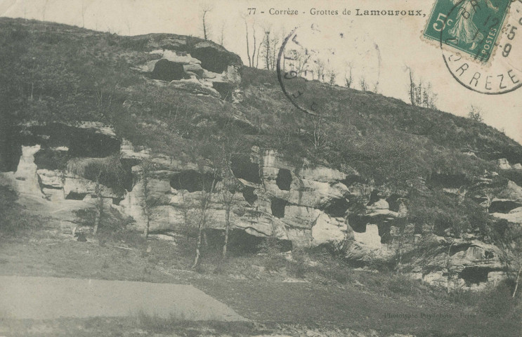 Noailles : "77 - Corrèze - Grottes de Lamouroux, près Brive".