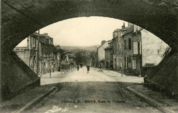"Corrèze - 52 - Brive, Route de Toulouse".