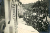 Le cortège.