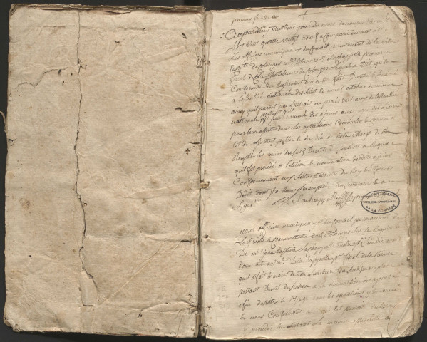 Délibérations du conseil municipal. 1er novembre 1789-14 juillet 1790